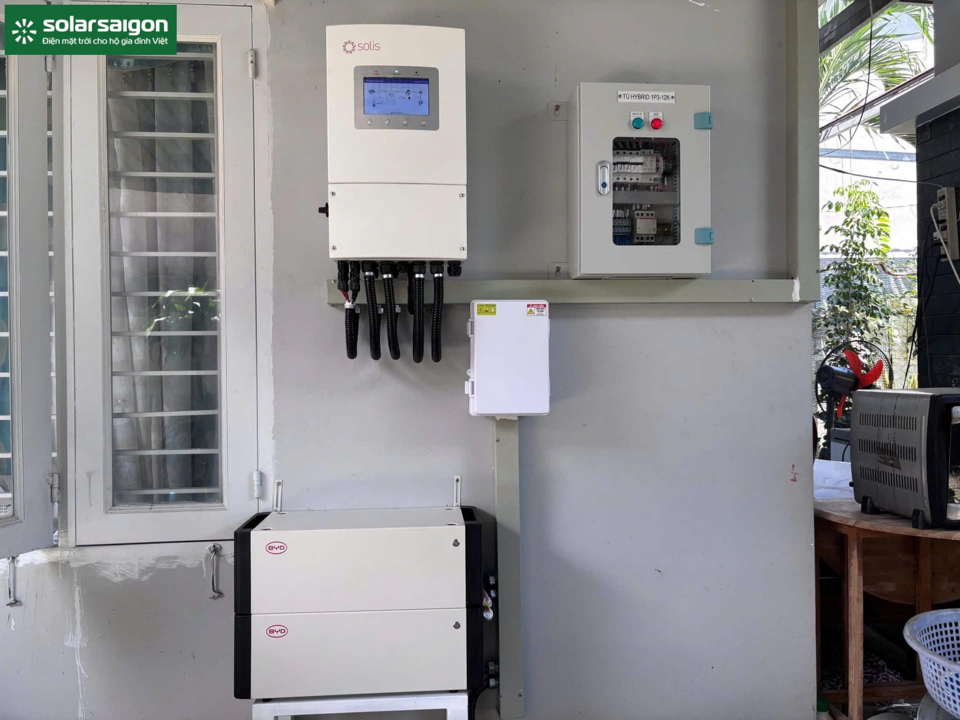 Hệ Thống Điện Mặt Trời 9kWp Lưu Trữ BYD 10kWh: Giải Pháp Tiết Kiệm 3 Triệu/Tháng Tại Củ Chi
