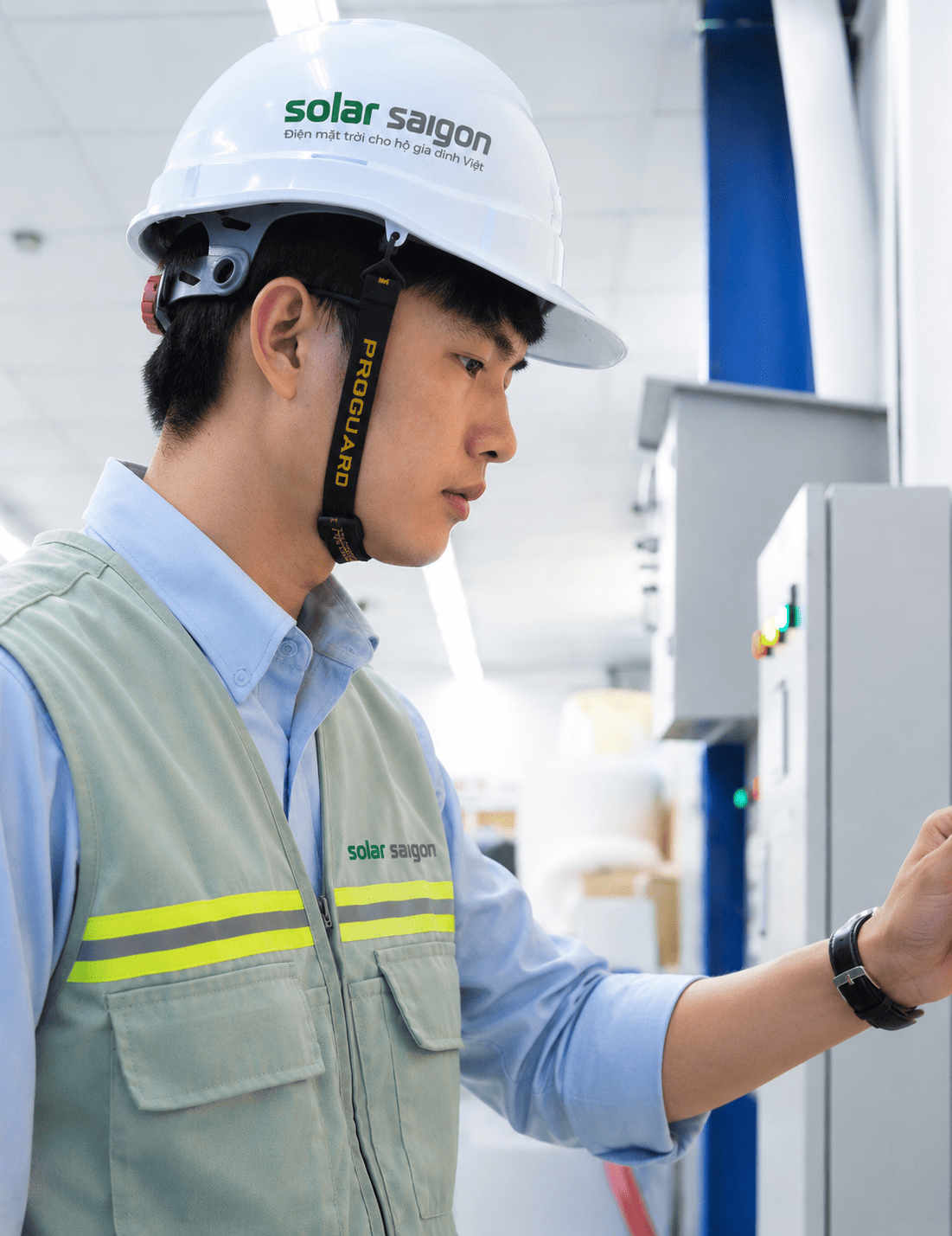 Đội ngũ nhân sự chuyên nghiệp của Solar Saigon